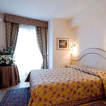 Hotel Toscana Wellness 4*