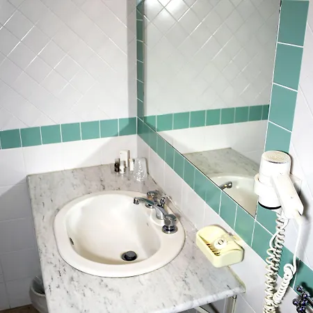 מלון Toscana Wellness 4*